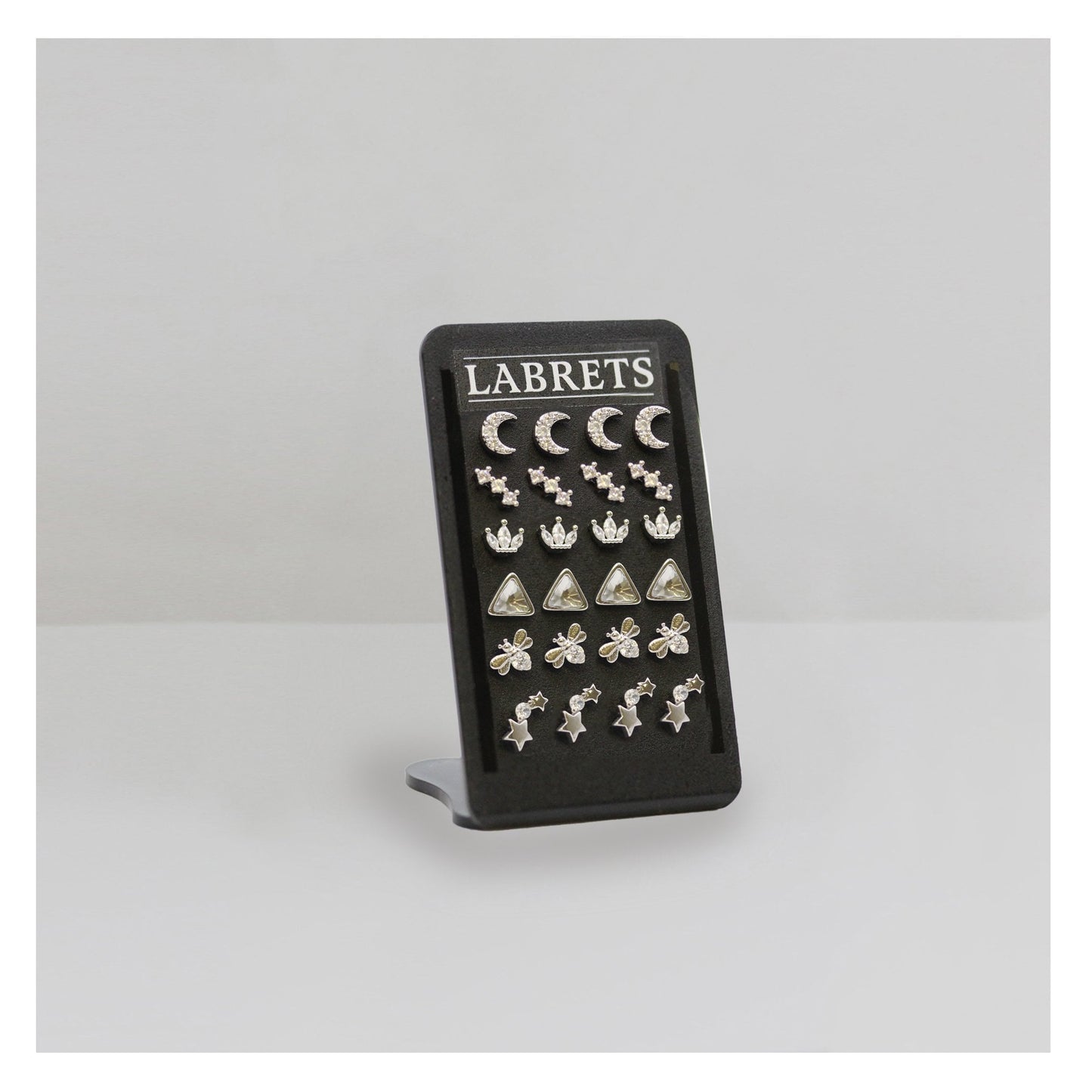 Labret Display