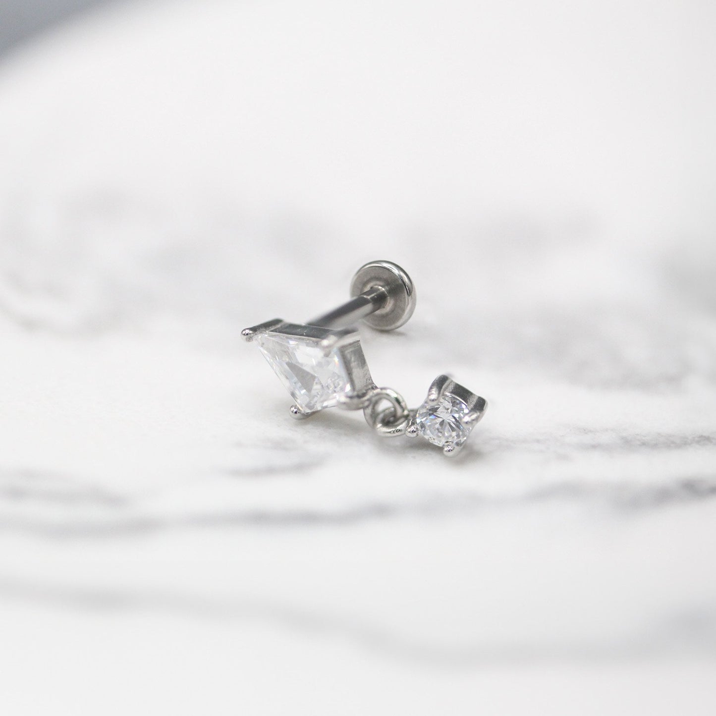 Steel Diamond Dewdrop Labret - Internally Threaded