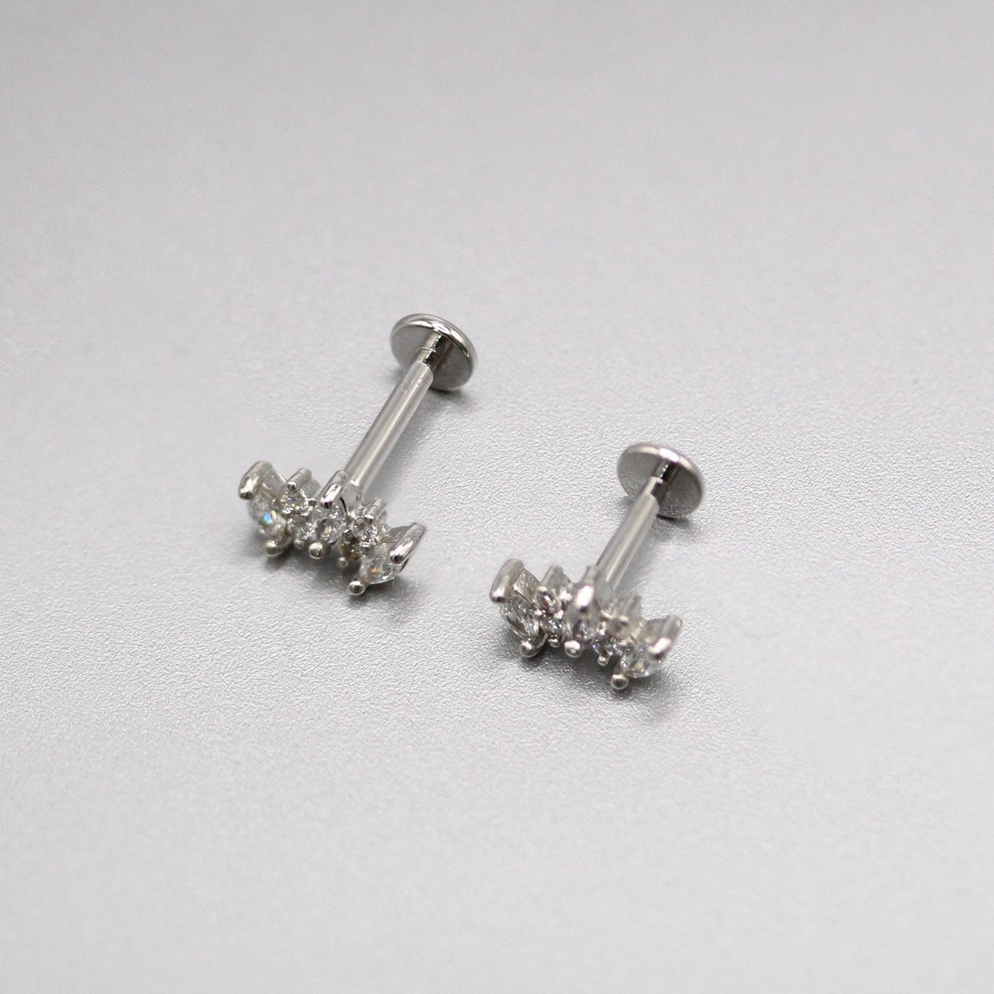 Steel Whisper Curve Labret - Internally Threaded