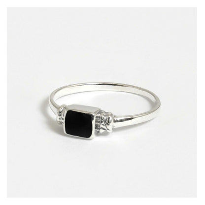On the Rocks Ring