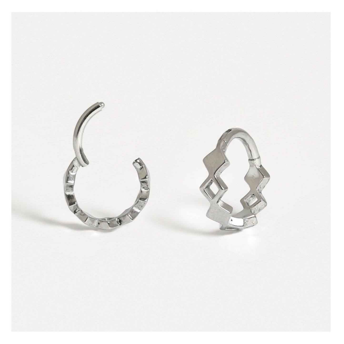 Steel Diamonds Hinged Segment Ring - 1.2mm