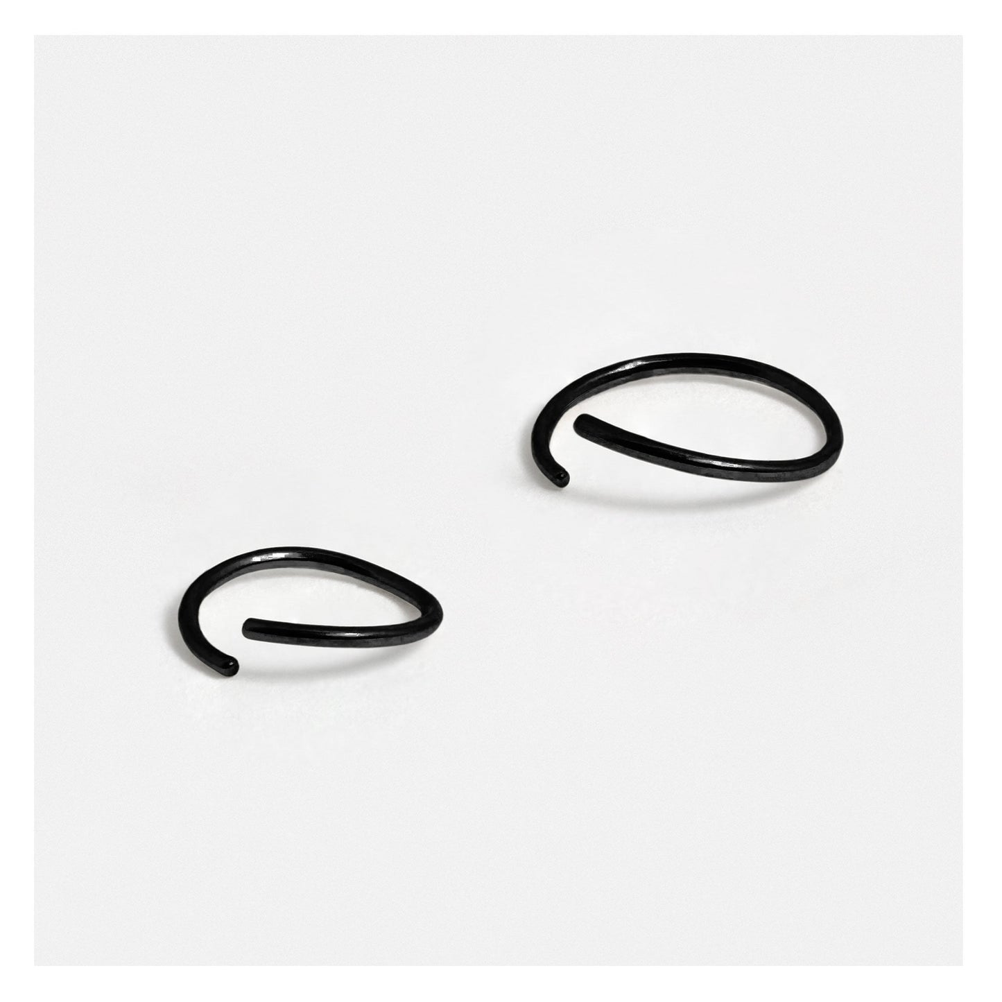 Black PVD Steel Twist Ring - 8mm & 10mm