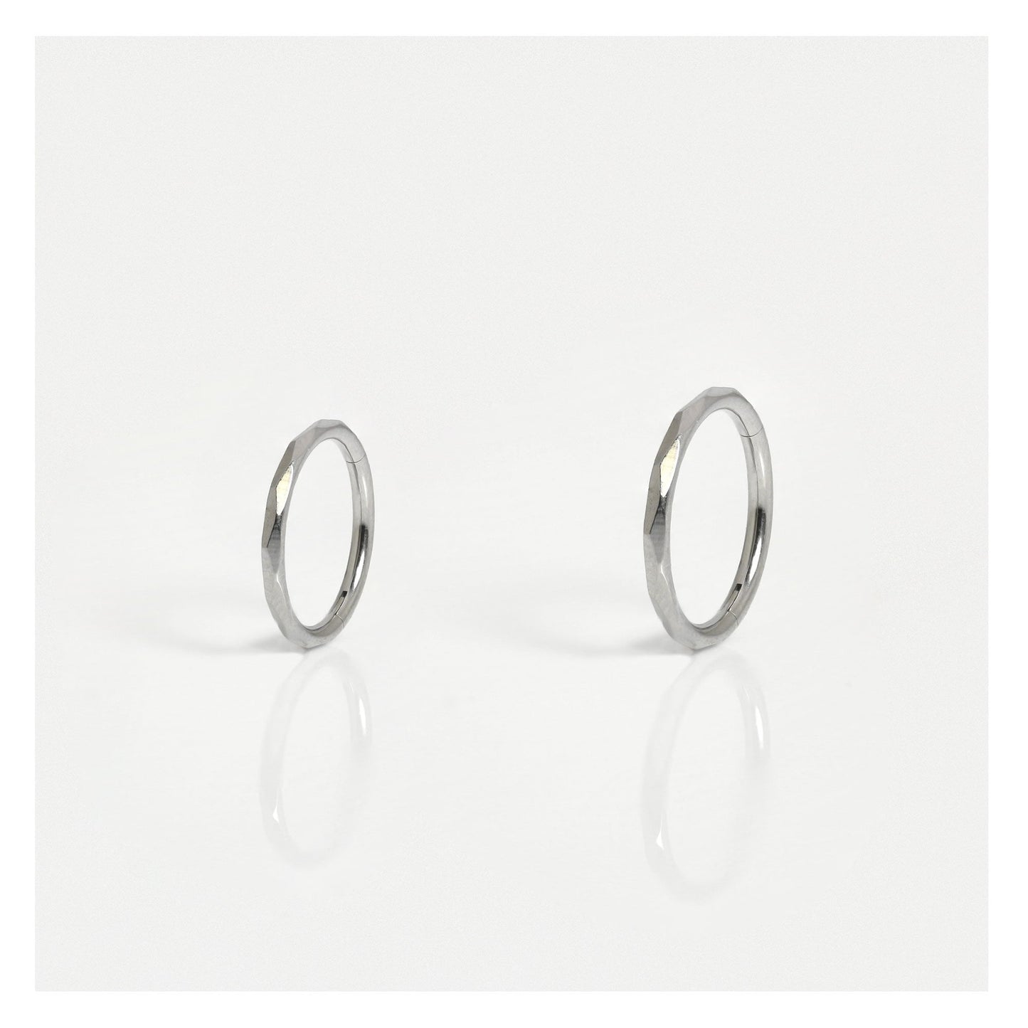 Titanium Hammered Segment Ring - 1.2mm