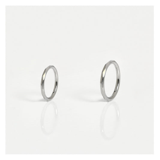 Titanium Hammered Segment Ring - 1.2mm