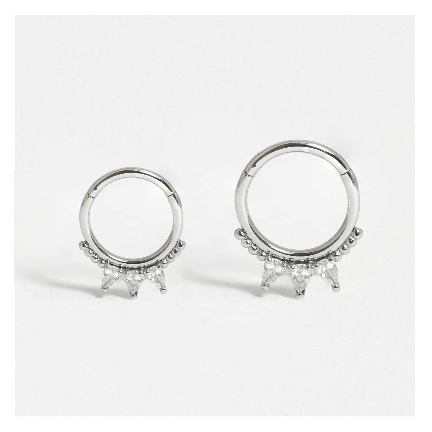 Steel Petal Hinged Segment Ring with Beading -1.2mm