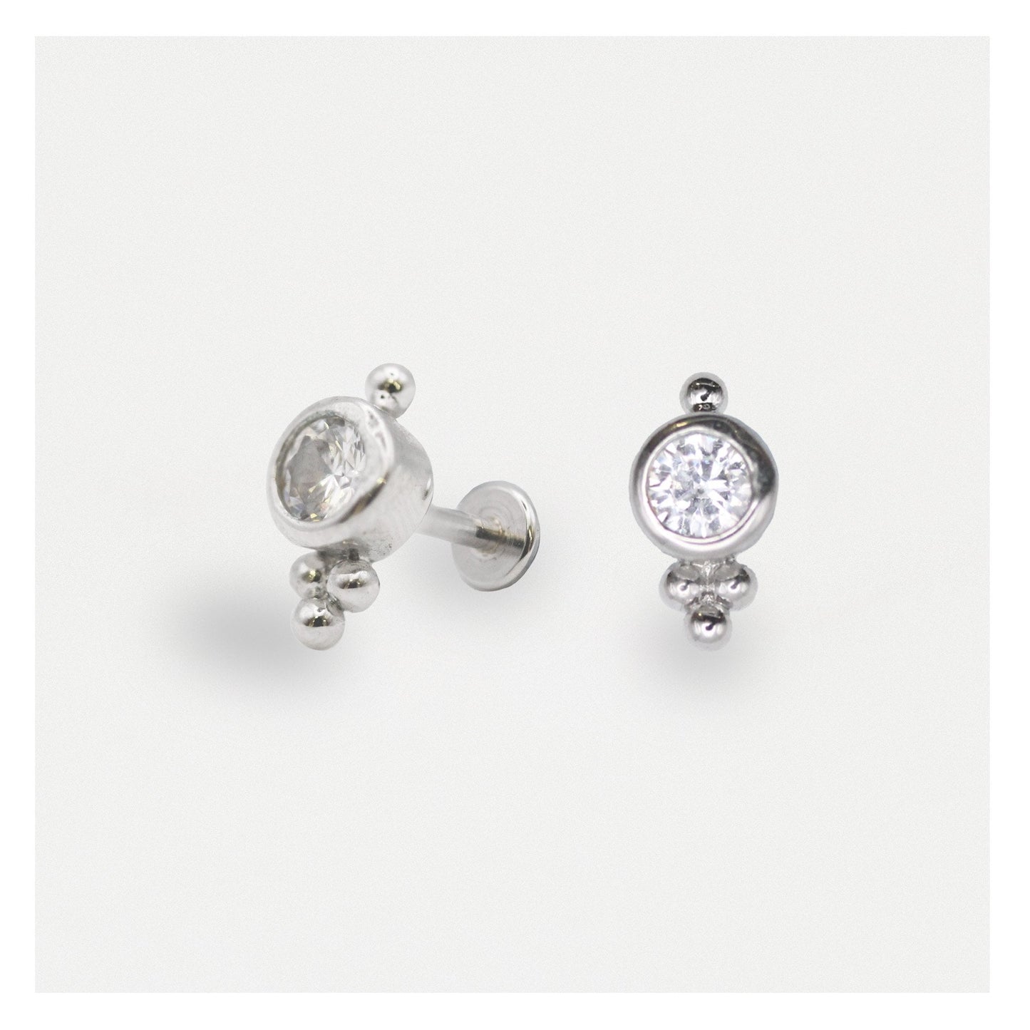 Steel Labret with Bezel Trinity - Internally Threaded