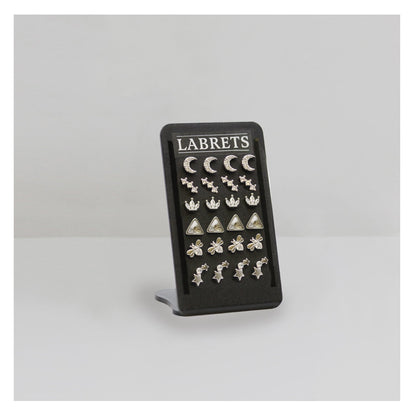 Labret Display