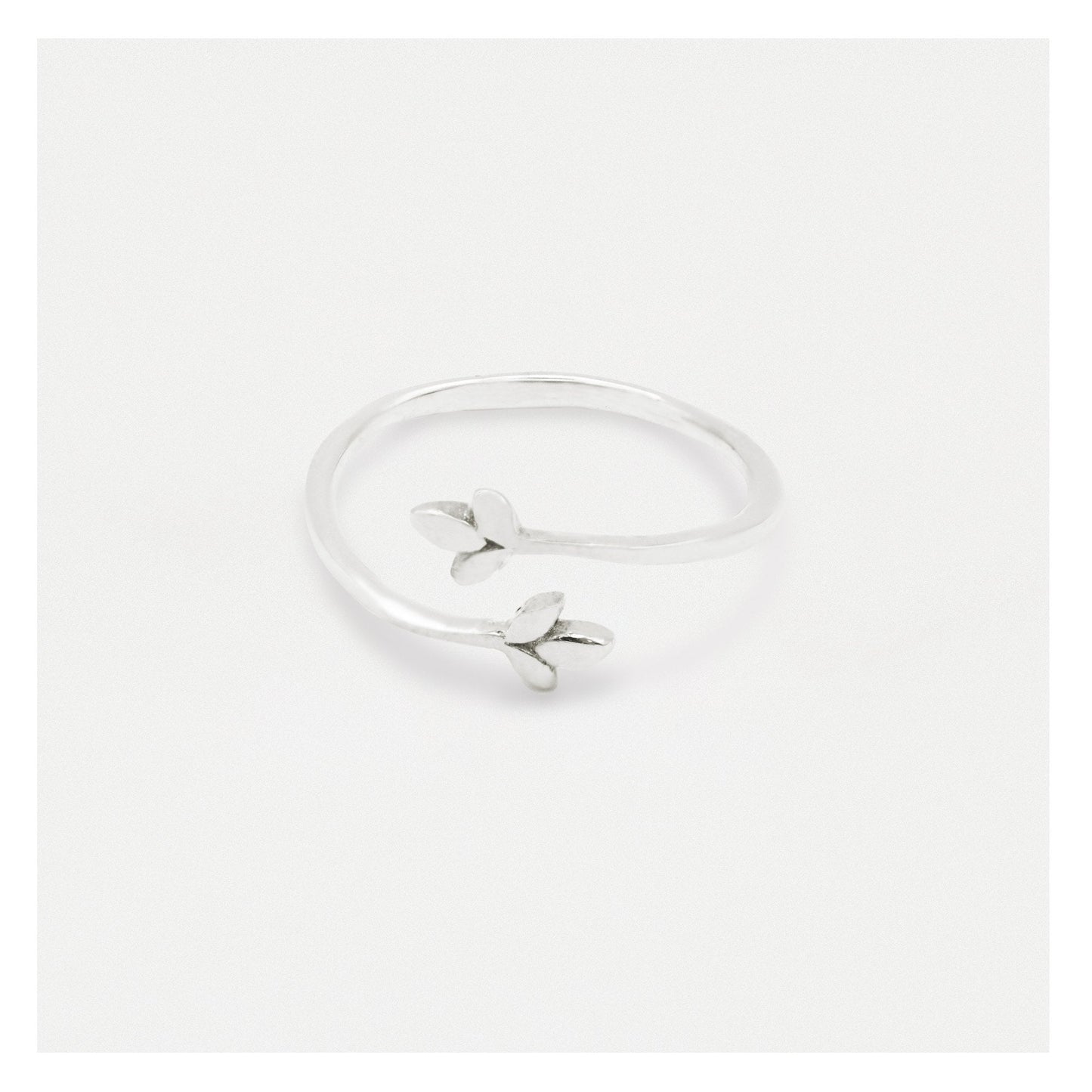 Tiny Petals Toe Ring