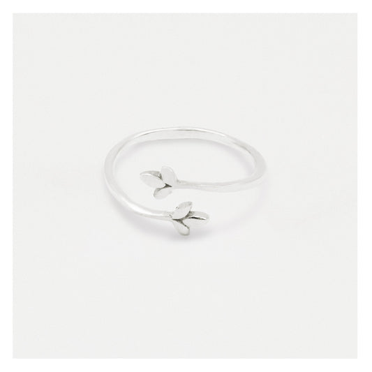 Tiny Petals Toe Ring