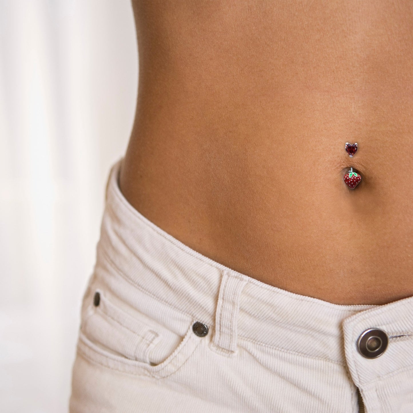 Steel Strawberry Belly Bar