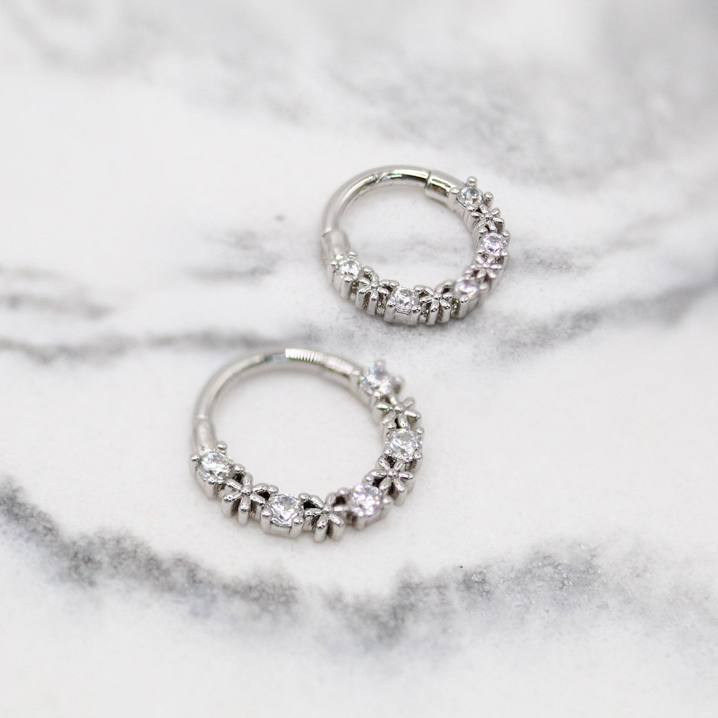 Steel Flower Hinged Segment Ring - 1.2mm