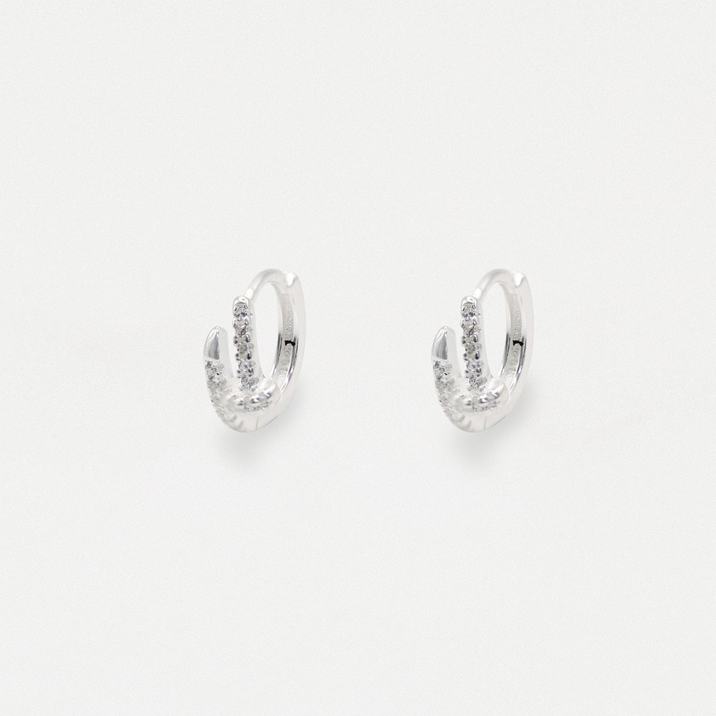 Silver Overlap Huggie - 10mm