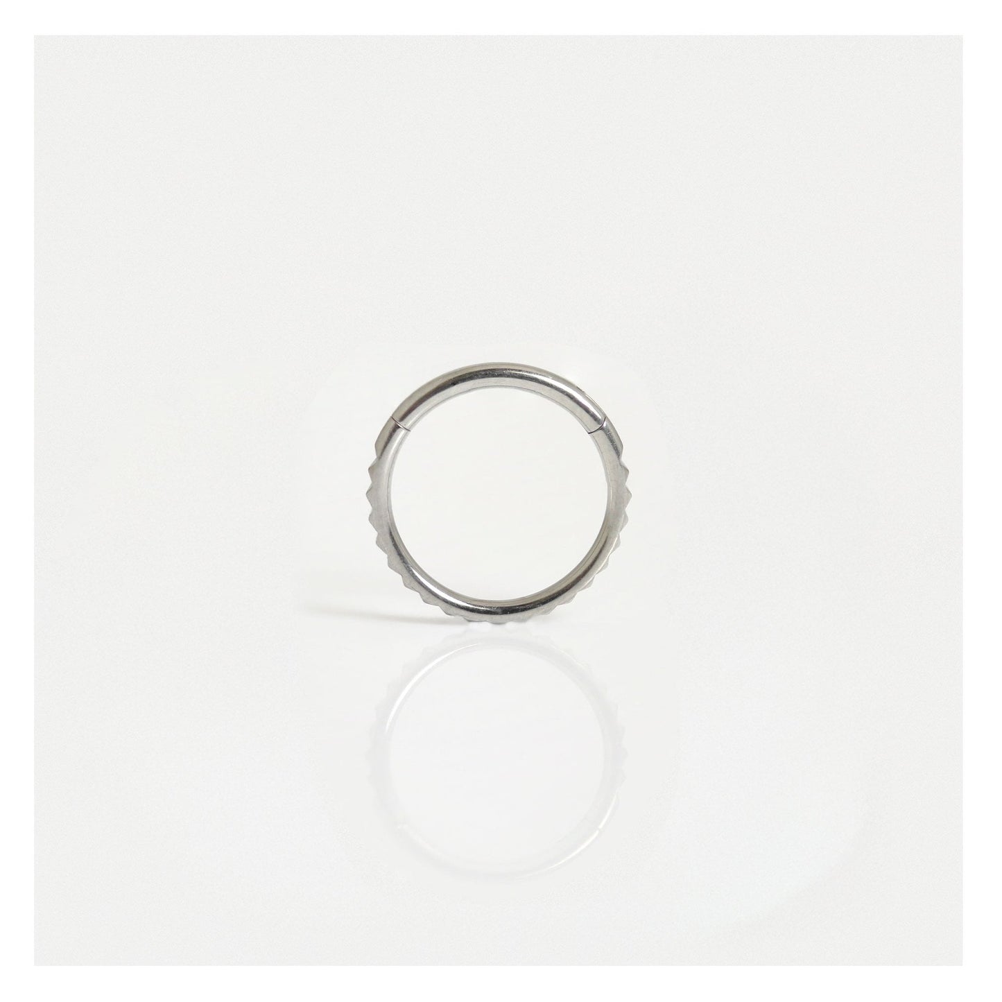 Titanium Herringbone Hinged Segment Ring - 1.2mm