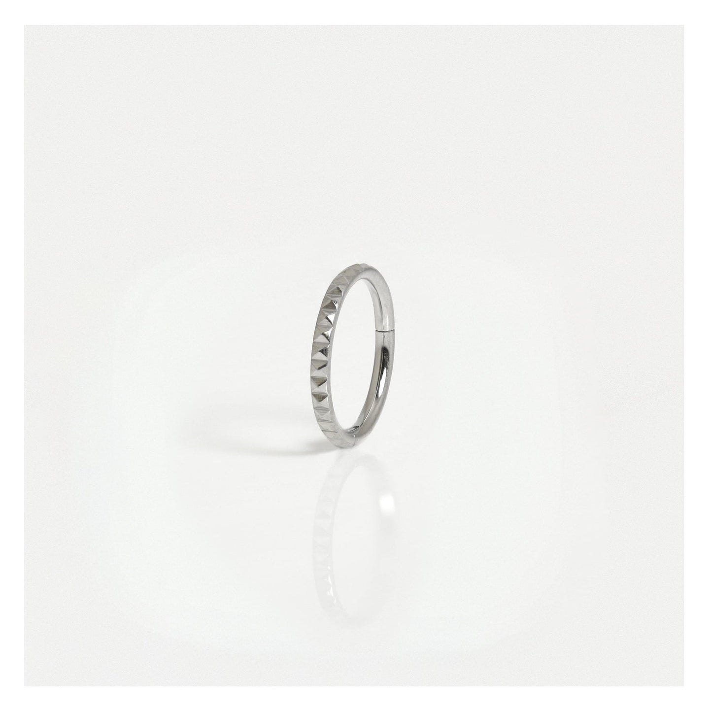 Titanium Herringbone Hinged Segment Ring - 1.2mm