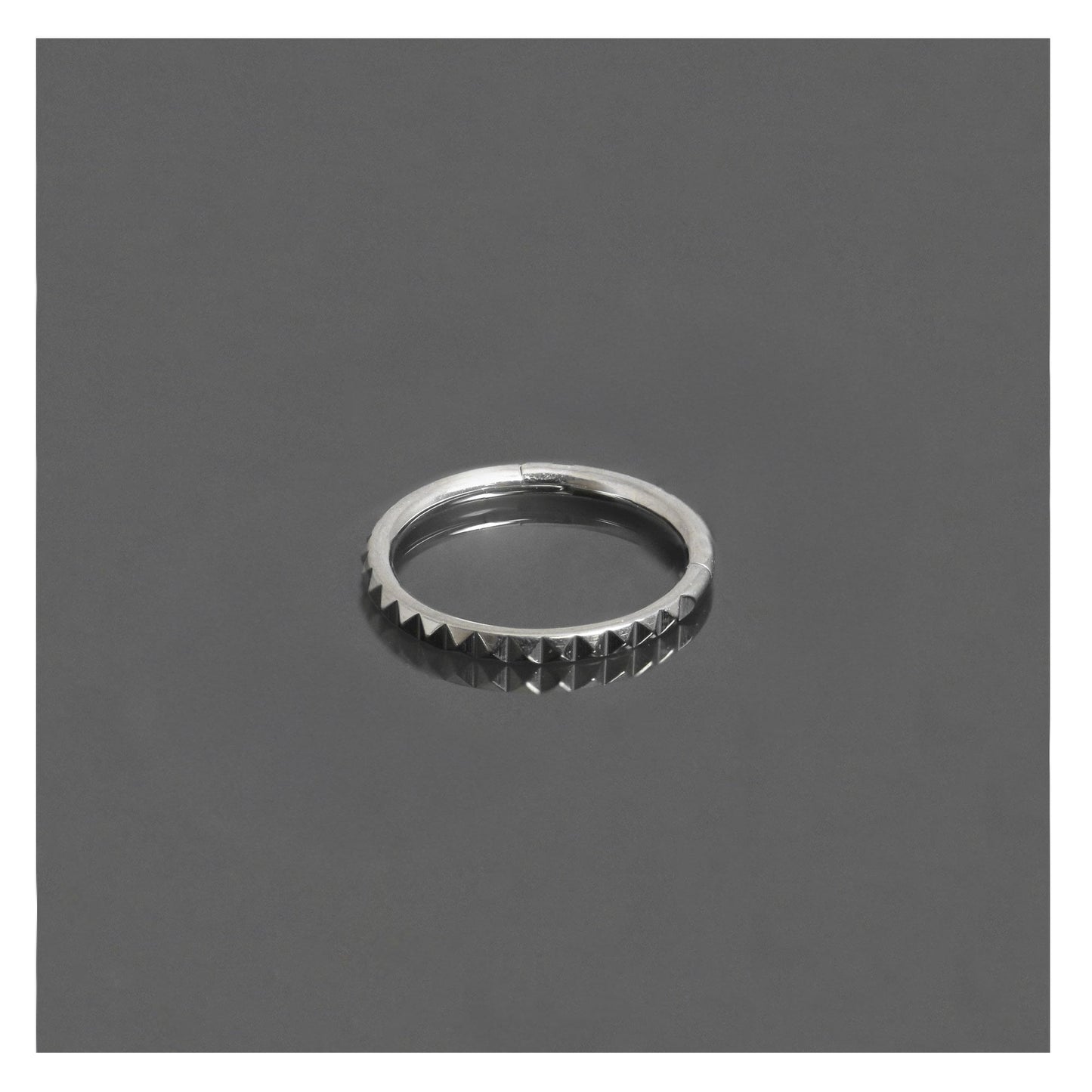 Titanium Herringbone Hinged Segment Ring - 1.2mm