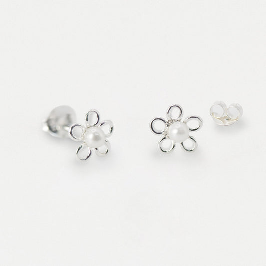 Silver Pearl Daisy Flower Stud Earrings - 6mm
