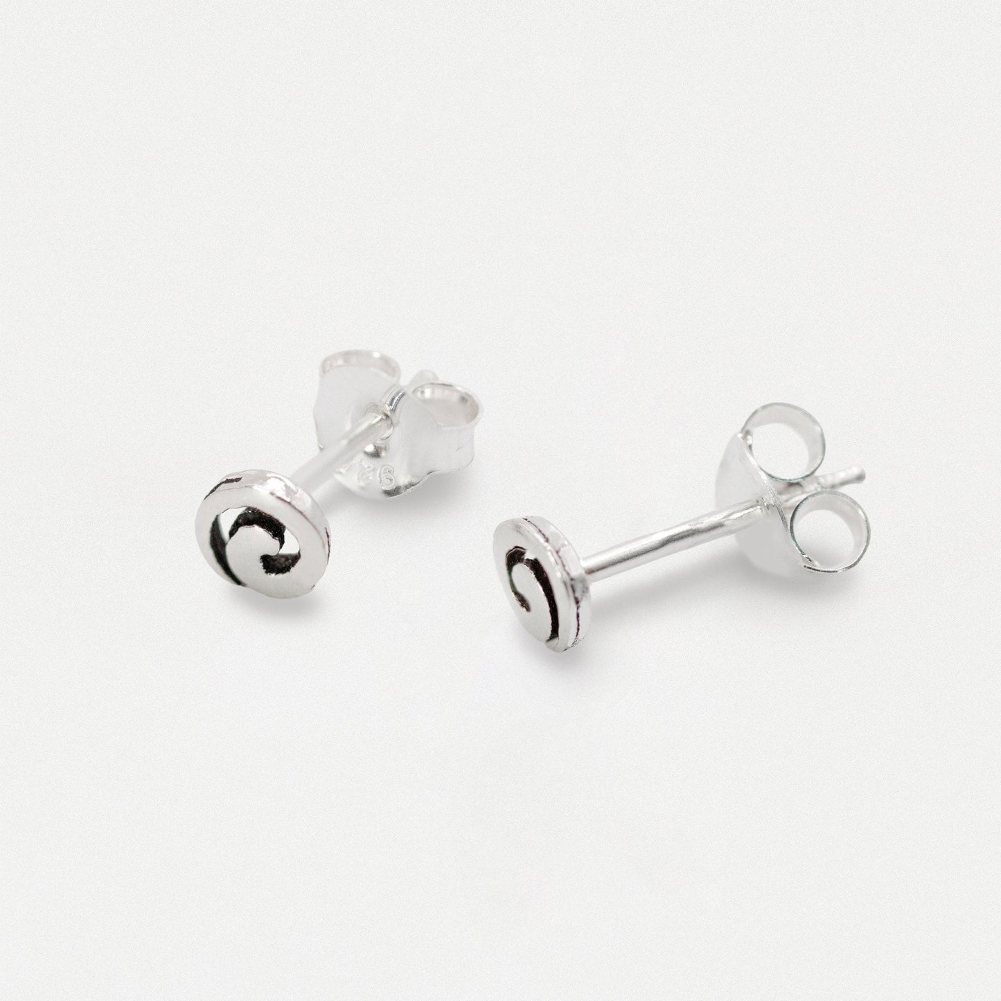 Silver Swirl Ear Studs - 4mm